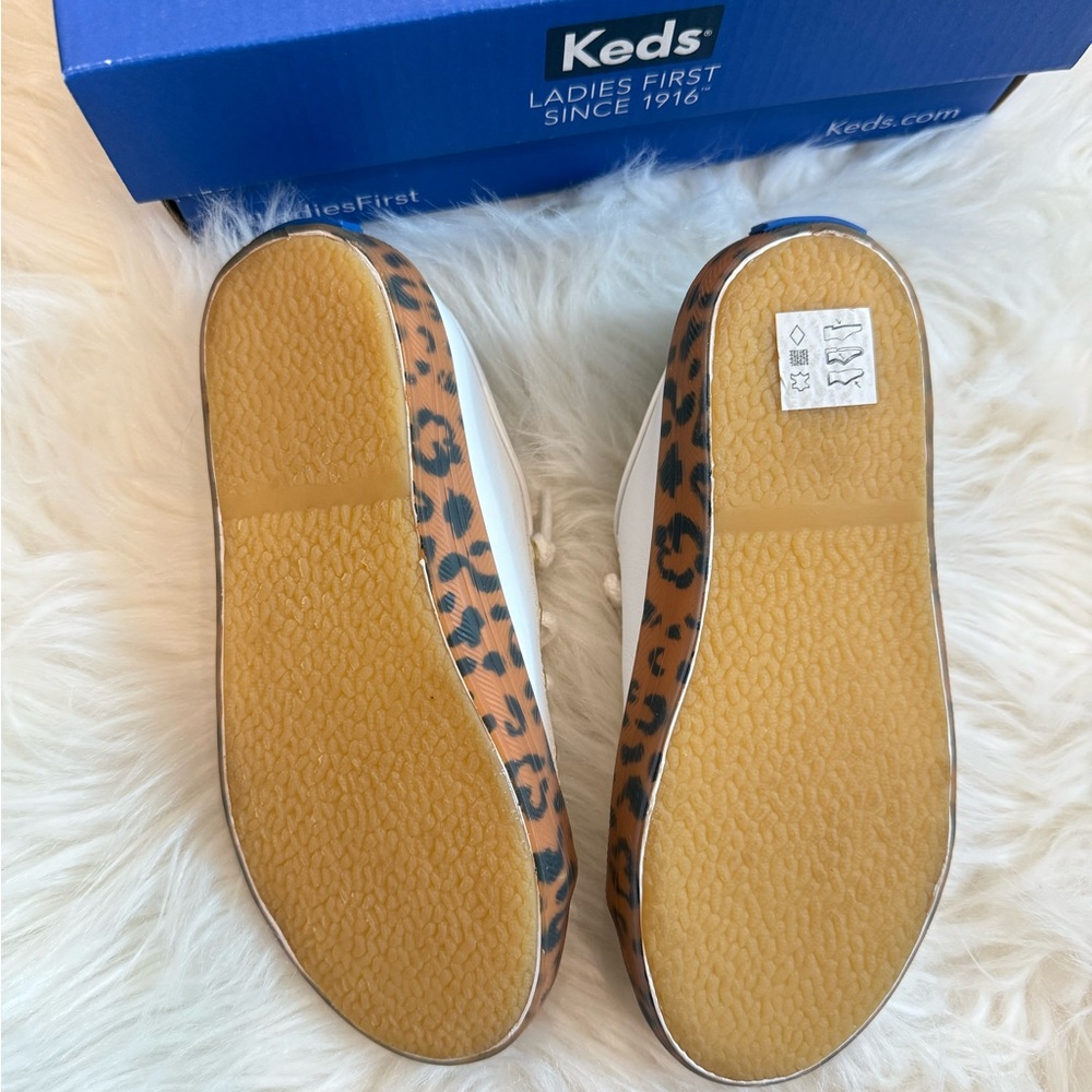 NEW Kids Keds White Sneakers with Leopard Accents - Picture 5 of 10